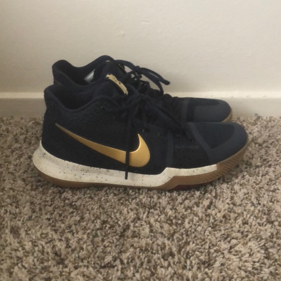 Nike kyrie 3